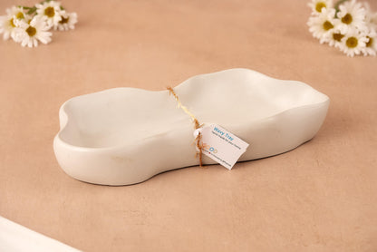 Wavy Tray – Modern Concrete Catchall